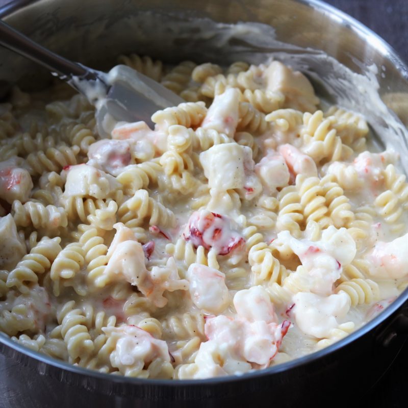 Lobster and Shrimp Mac and Cheese Give it Some Thyme